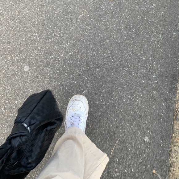 Meet your Posher, Gabby - Picture 1 of 1